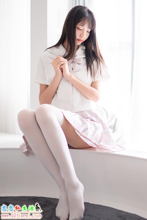 [美图精选]1160-西瓜少女(西呱呀呀呀)-JK校服2【31P/72M】