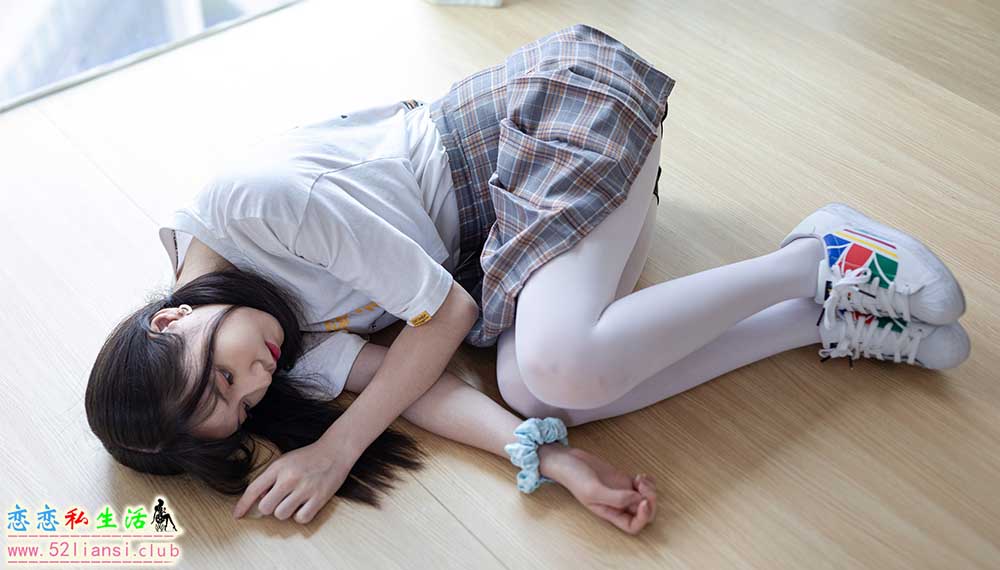 [IMZSOCK爱美足] 众筹一季 NO.011 音音 (带视频)【143P+1V/1.98G】