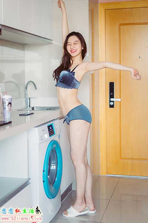 [YALAYI雅拉伊] No.603 新晋女友 明月【44P/57M】