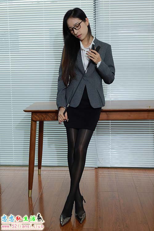 [IESS异思趣向] 丝享家 1646：美子《麻辣女教师》[88P／76MB]
