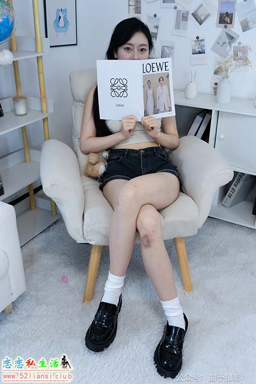 [甜予摄影] NO.003 鱼鱼-皮鞋、白棉袜、裸足(带视频)【123P+2V/9.98G】