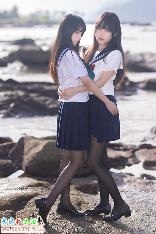 [美图精选]1227-不呆猫&三無人型-水手服百合黑丝【51P+1V/264M】