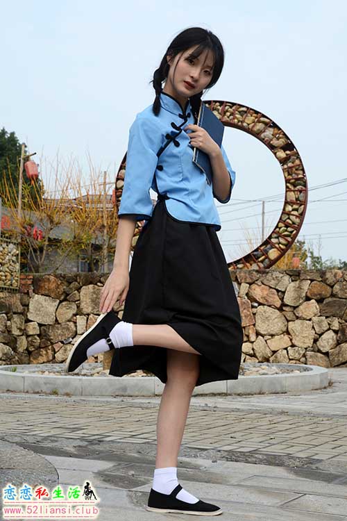 [初夏女神]117期 安妮~【民国小姐】你说给我安排一套校服，结果一百年前的(带视频)【142P+1V/3.87G】