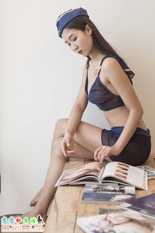 [YALAYI雅拉伊] No.516 空姐的另一面 诗诗【43P/102M】