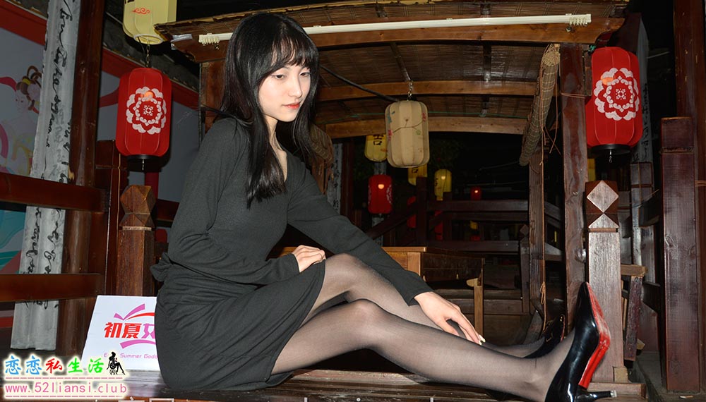 [初夏女神]100期 柒柒~【蛇蝎美女】黑色全套系列打造蛇蝎美女御姐装(带视频)【140P+1V/5.21G】