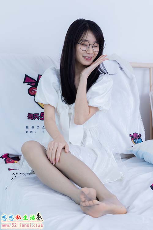 [物恋传媒] No.1862 菜菜-神秘的雾(带视频)【150P+1V/3.95G】