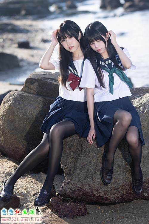 [美图精选]1227-不呆猫&三無人型-水手服百合黑丝【51P+1V/264M】