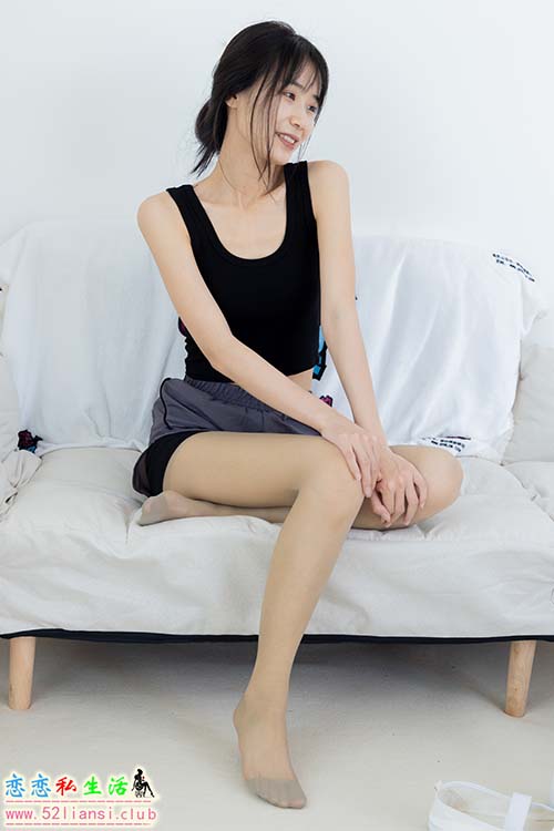 [物恋传媒] No.1840 菜菜-岁岁年年(带视频)【180P+1V/4.1G】