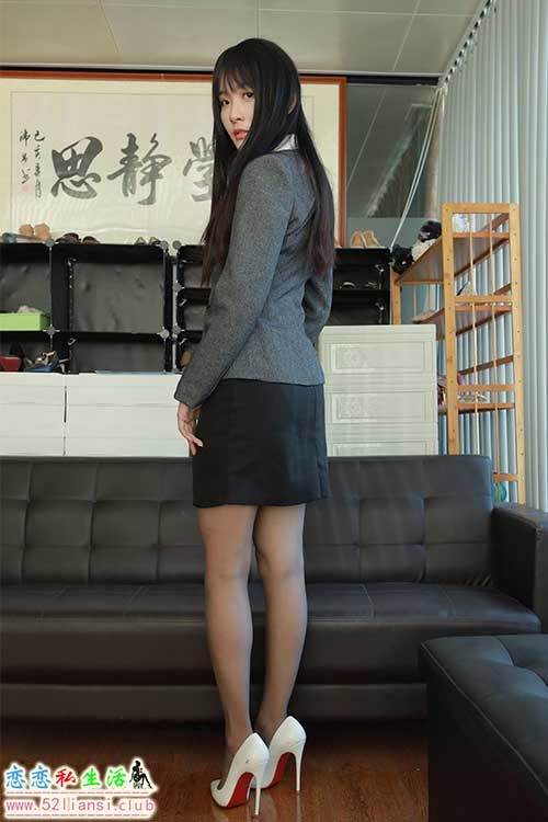 [IESS异思趣向] 丝享家 1633：婉萍《温柔的丝》[83P／80MB]