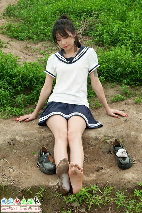 [Ligui丽柜] 2024.04.29《泥土的芬芳》Kiki【63P/86M】
