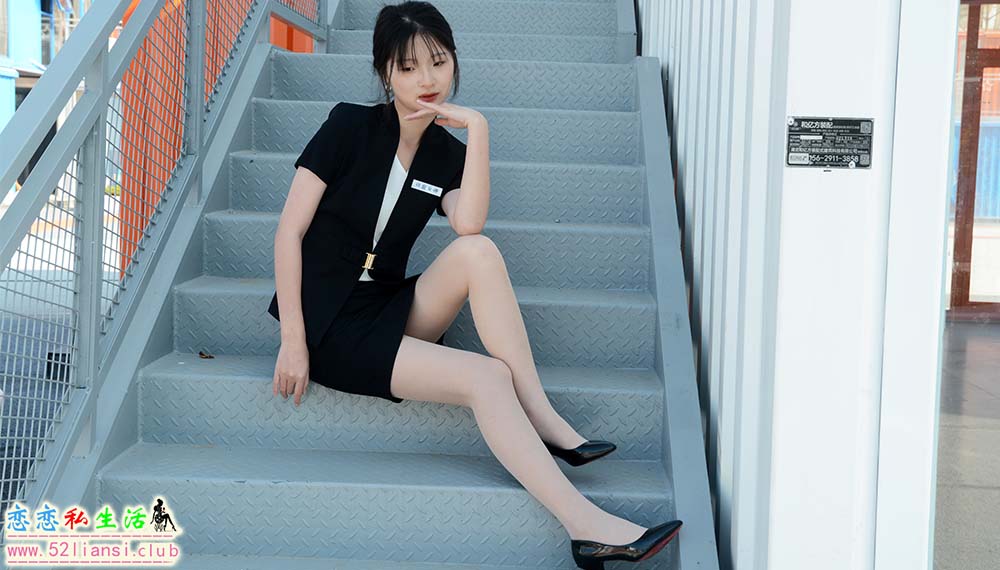 [初夏女神]103期 安妮~【黑色西装】黑色西装套使我气质瞬间提升(带视频)【140P+1V/4.68G】