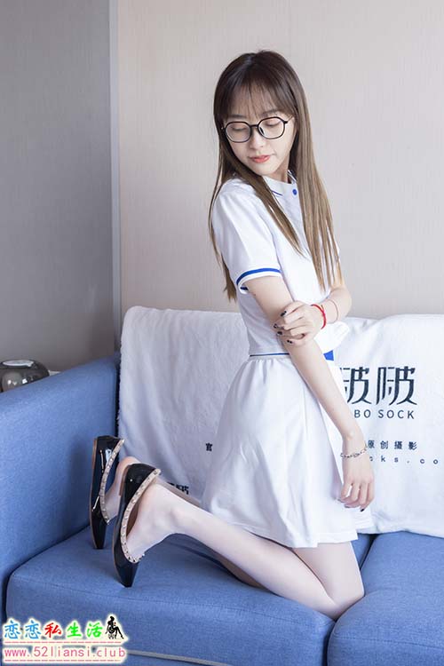 [袜啵啵] 344期 稚予-板鞋、平底鞋、白丝-花絮版(带视频)【150P+1V/6.42G】