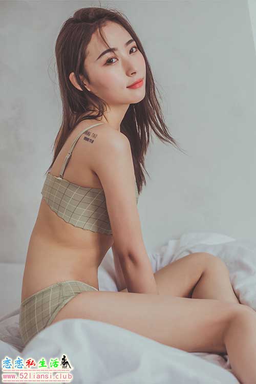 [YALAYI雅拉伊] No.587 蜗居 海棠【44P/91M】