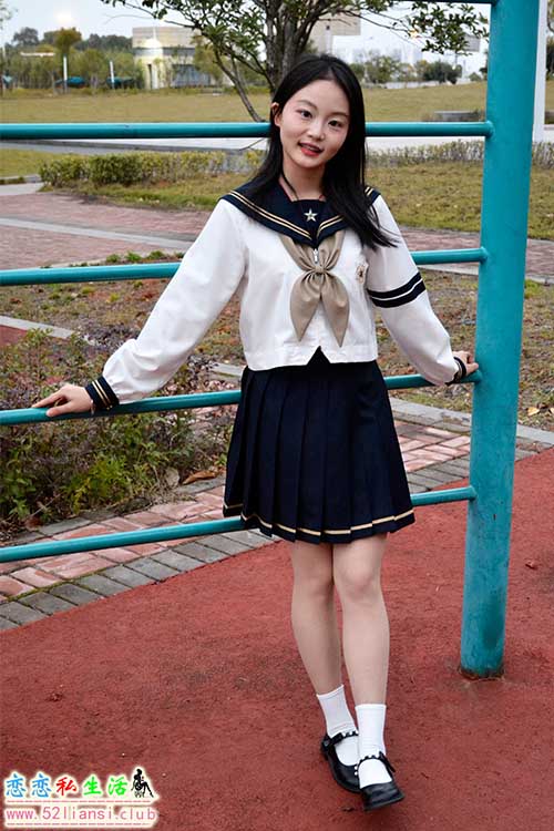 [初夏女神]115期 双双~【海军服JK】老大为什么要安排我傍晚来拍摄？又暗温度又低(带视频)【140P+1V/4.02G】