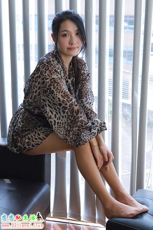 [IESS异思趣向] 丝享家 1537：婉萍《爱的纹理》[83P／98MB]