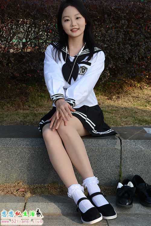 [初夏女神]130期 双双~【晚会训练】出来溜达都不忘带上家乡的布鞋练习晚会舞蹈(带视频)【140P+2V/4.92G】