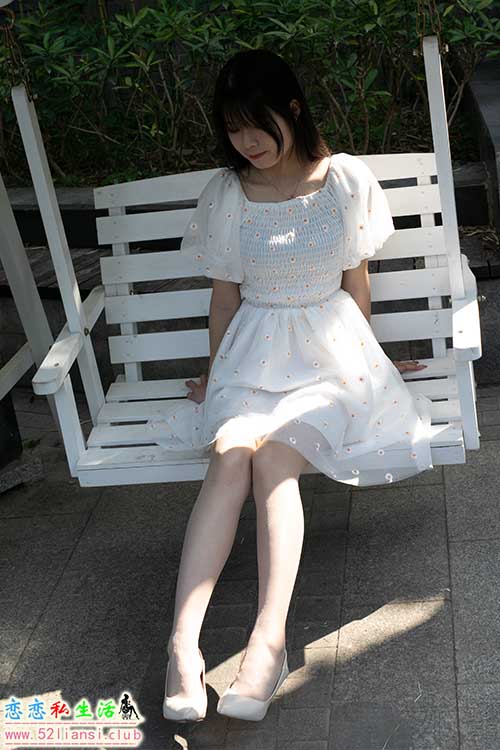 [尤蜜丝] No.046 穿搭推广展示图集 青春的气息【60P/392M】